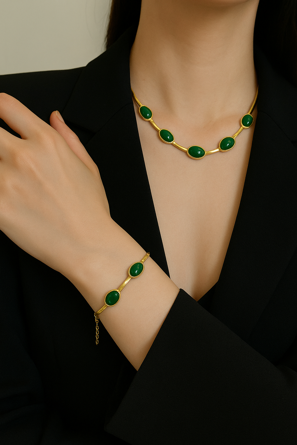 Oval Green Crystal Pendant Necklace Set With Bracelet